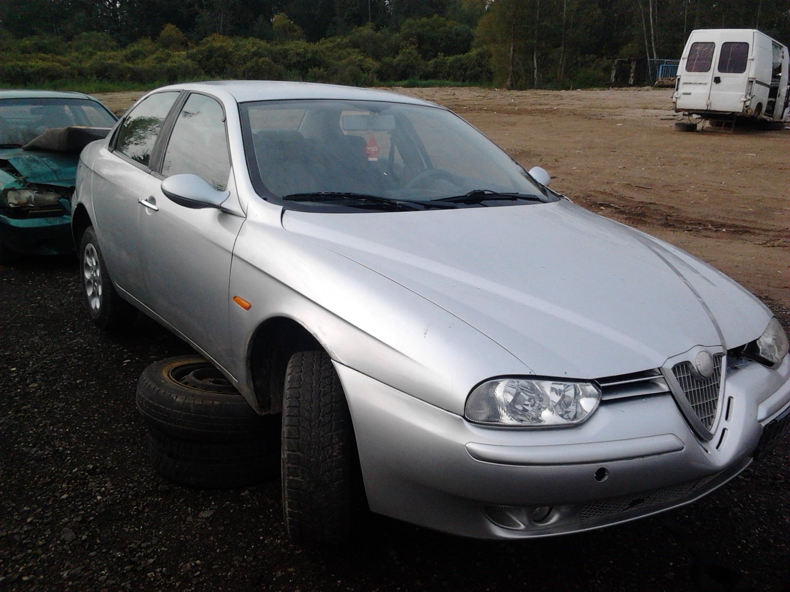 Alfa-Romeo 156 1998 2500cm3 140kW Petrol Manual - Thumbnail 3